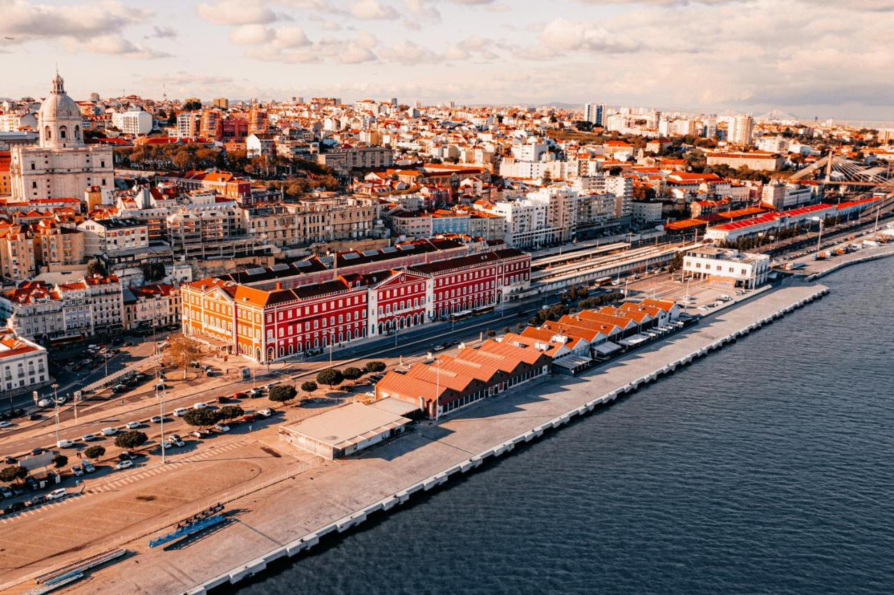 The Editory Riverside Santa Apolónia Hotel Lisboa Exterior foto Aerial view of the station
