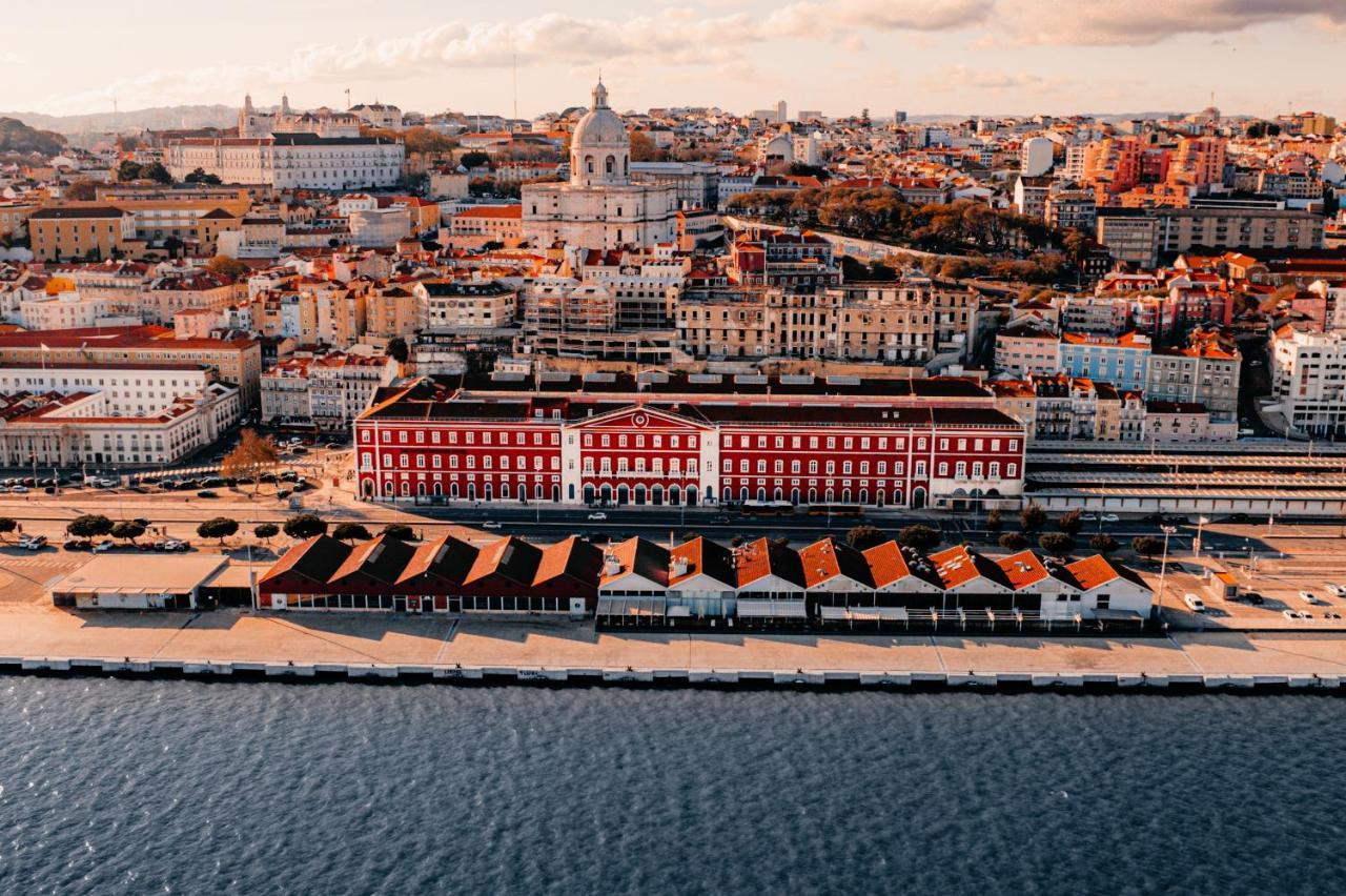 The Editory Riverside Santa Apolónia Hotel Lisboa Exterior foto The station in 1990