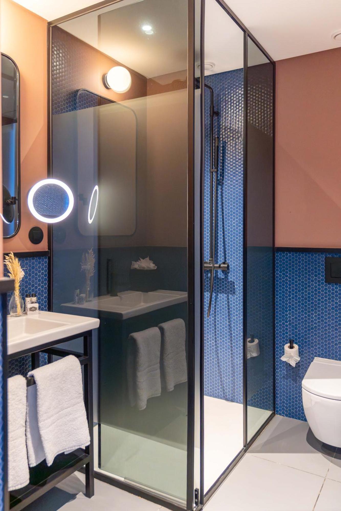 The Editory Riverside Santa Apolónia Hotel Lisboa Exterior foto Bathroom